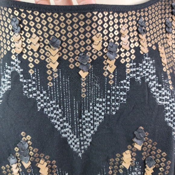 MISS ME INCREDIBLE EMBELLISHED SEQUINS TOP SZ Med. - Picture 15 of 16